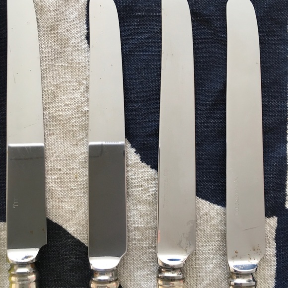 Set of 4 Tiffany Flemish pattern sterling luncheon knives. No monogram. - Picture 3 of 5